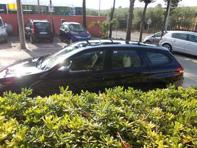 Peugeot 308 PureTech Turbo 110 S&S SW Style