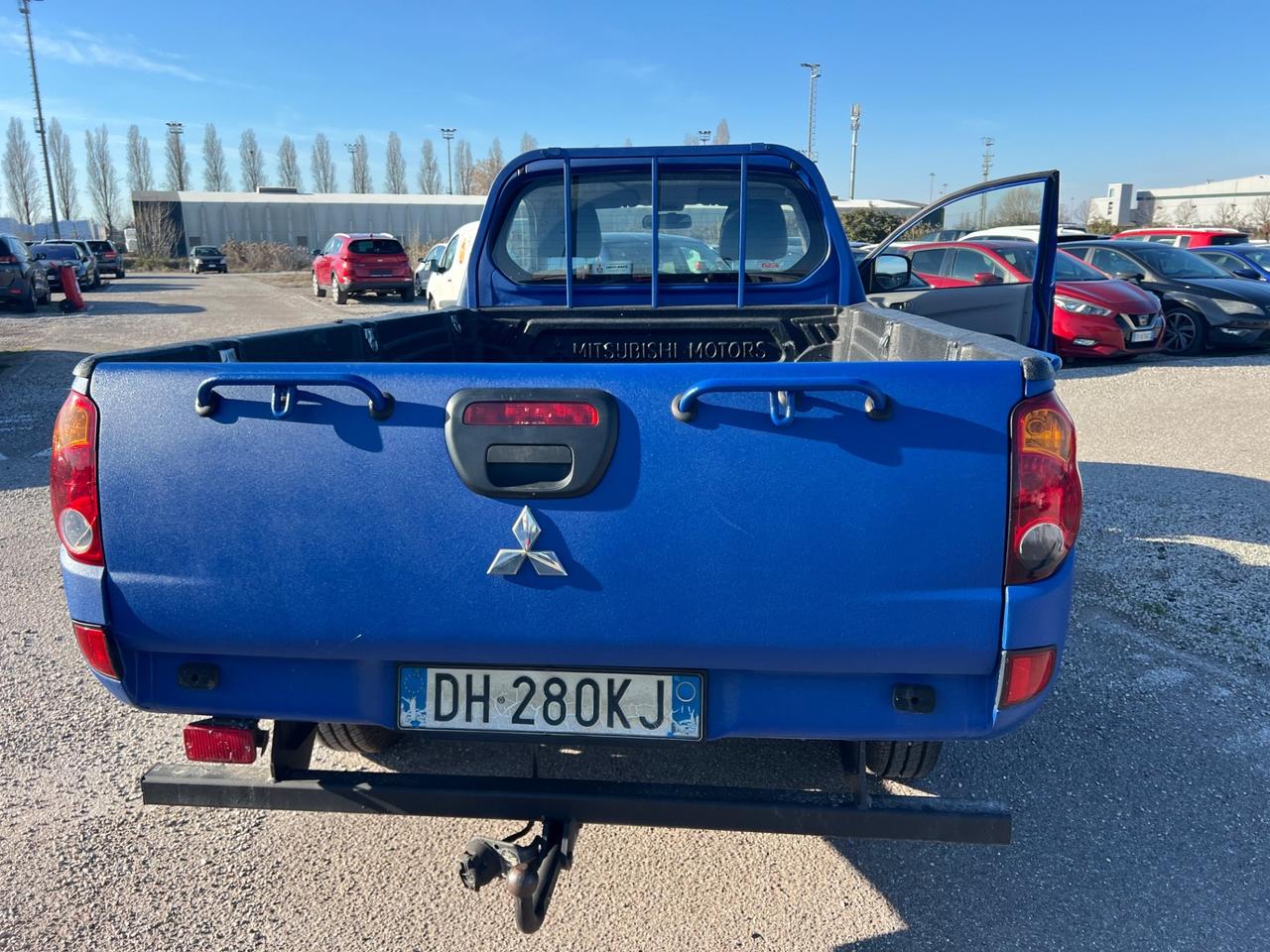 Mitsubishi PICK UP L200 DI D invite Club cab 4 WD