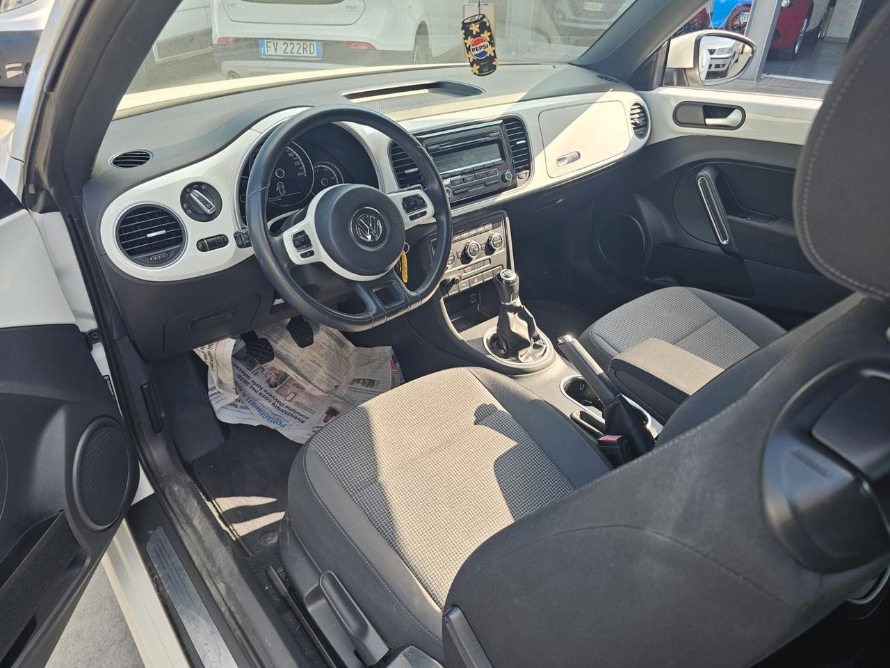 Volkswagen Maggiolino 1.6 TDI Design