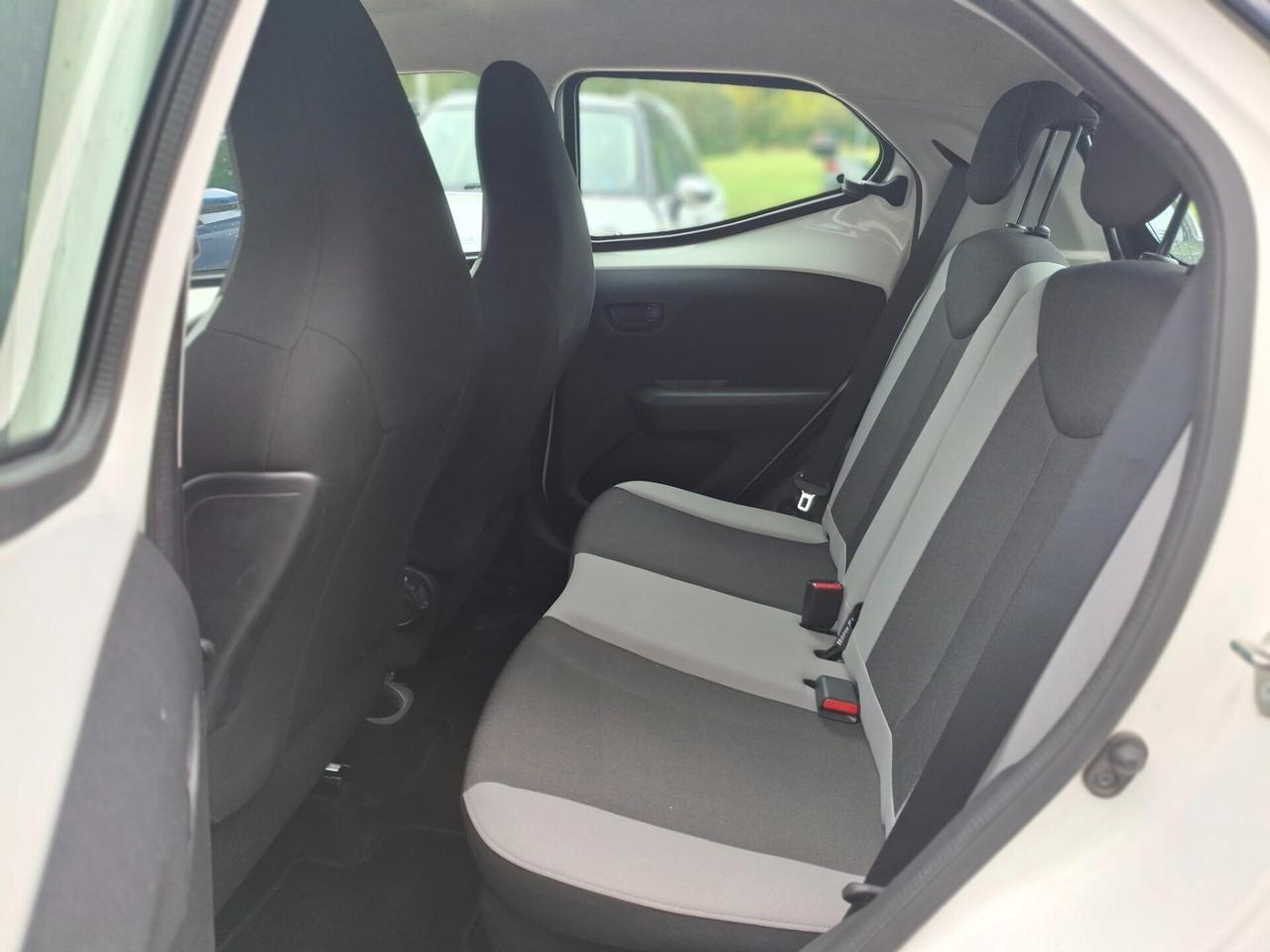 Toyota Aygo 1.0 , 5 porte , AUTOMATICA