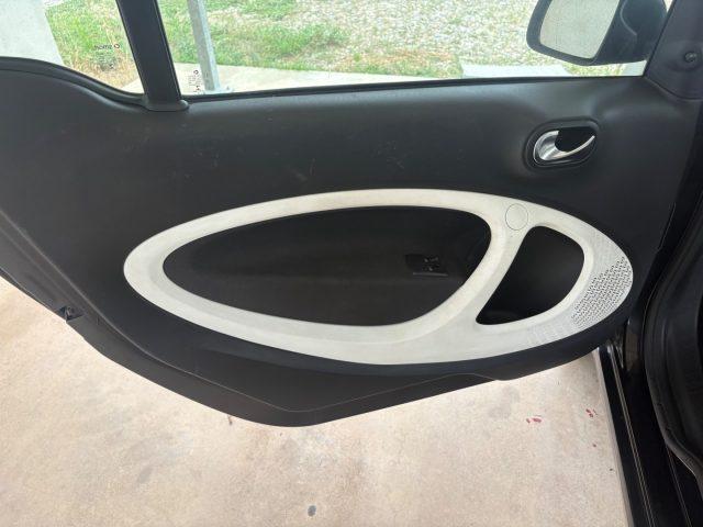 SMART ForTwo 70 1.0 Passion POCHI CHILOMETRI PRONTA CONSEGNA