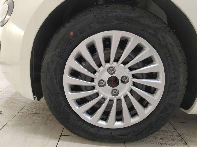 FIAT 500e 42 kWh (Red)