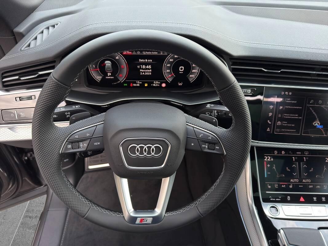 Audi Q8 3.0 286CV S LINE TETTO PELLE VALCONA CERCHI 23