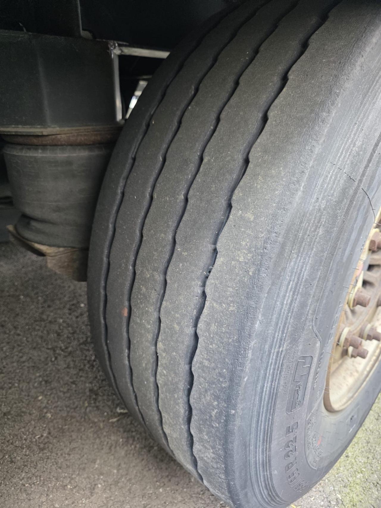 SEMIRIMORCHIO FRIGO LAMBERET 2015 (ATP FRC 05/2027)