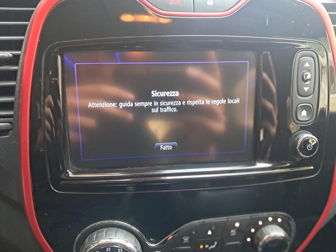 RENAULT CAPTUR 1.5 Dci.90CV-UNIPRO-NAVY-Euro8290
