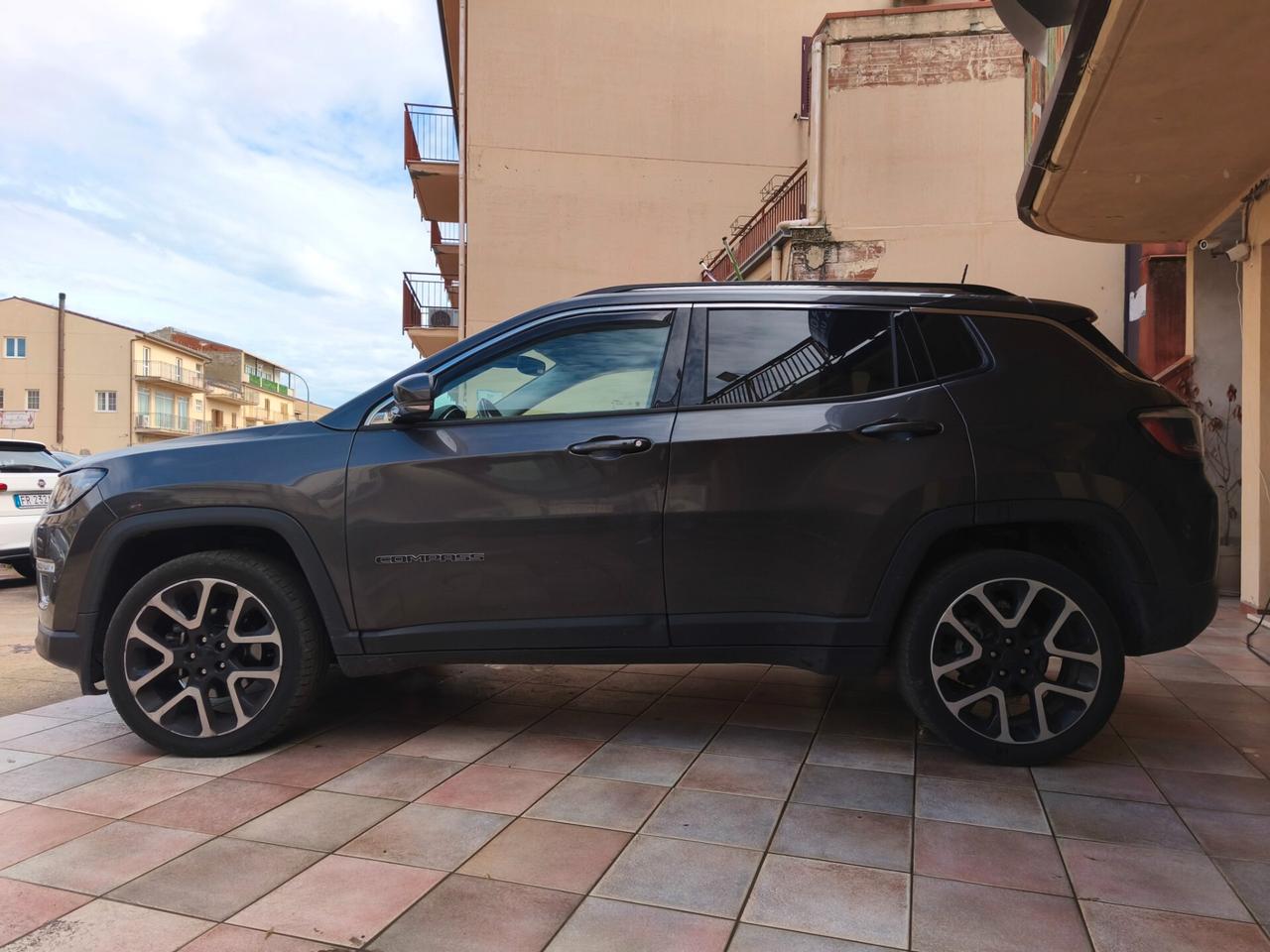 Jeep Compass 2.0 M-jet 170 A/T9 4x4 Limited COMPRESO PASSAGGIO
