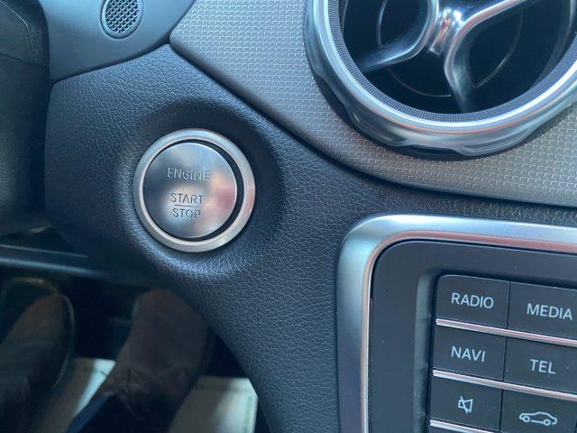 MERCEDES-BENZ GLA 200 d Automatic 4Matic Sport