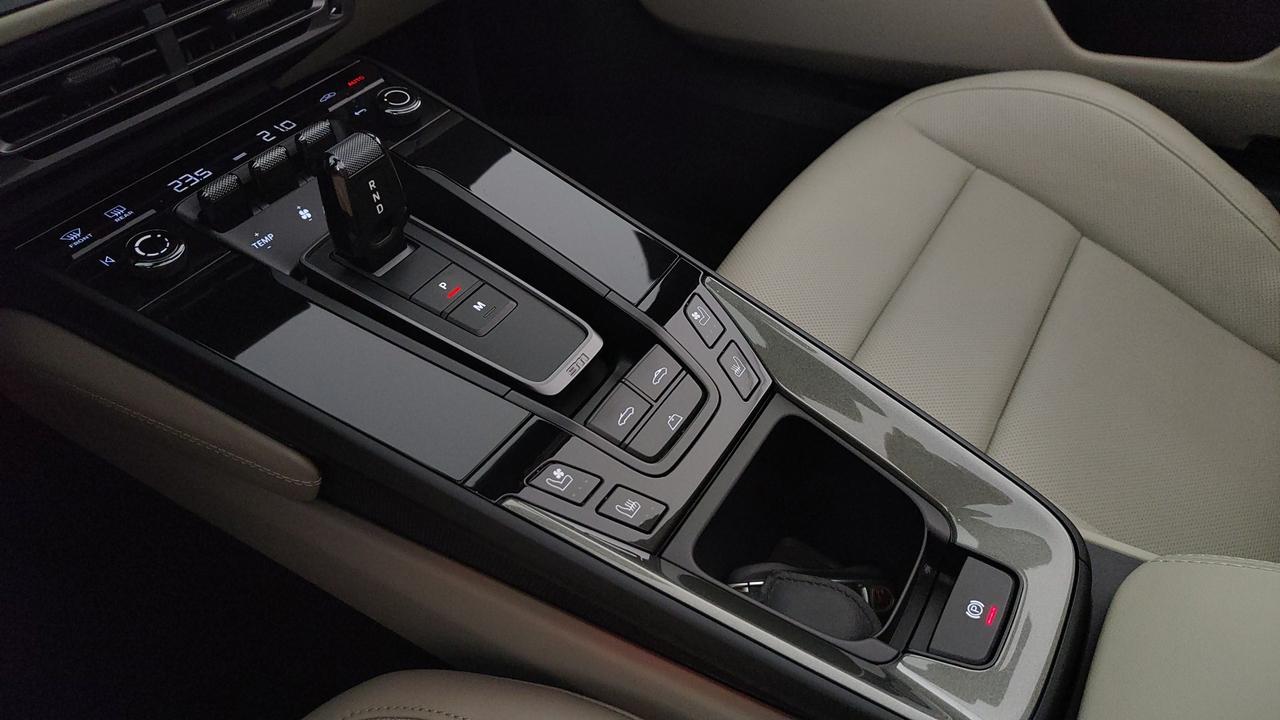 PORSCHE 911 Cabrio 3.0 Carrera 4 GTS auto