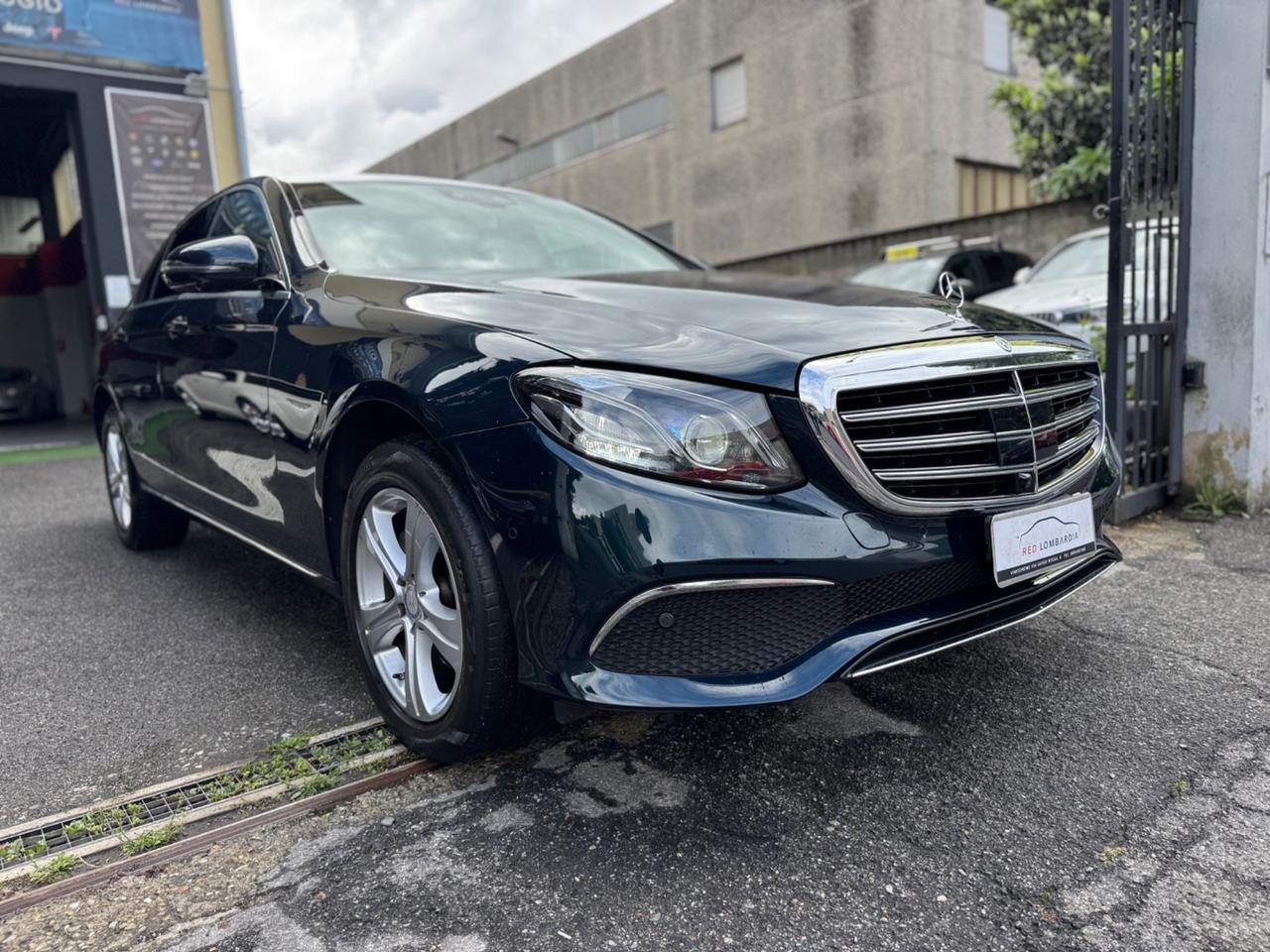 Mercedes-benz E 220 E 220 d Premium Plus solo Export