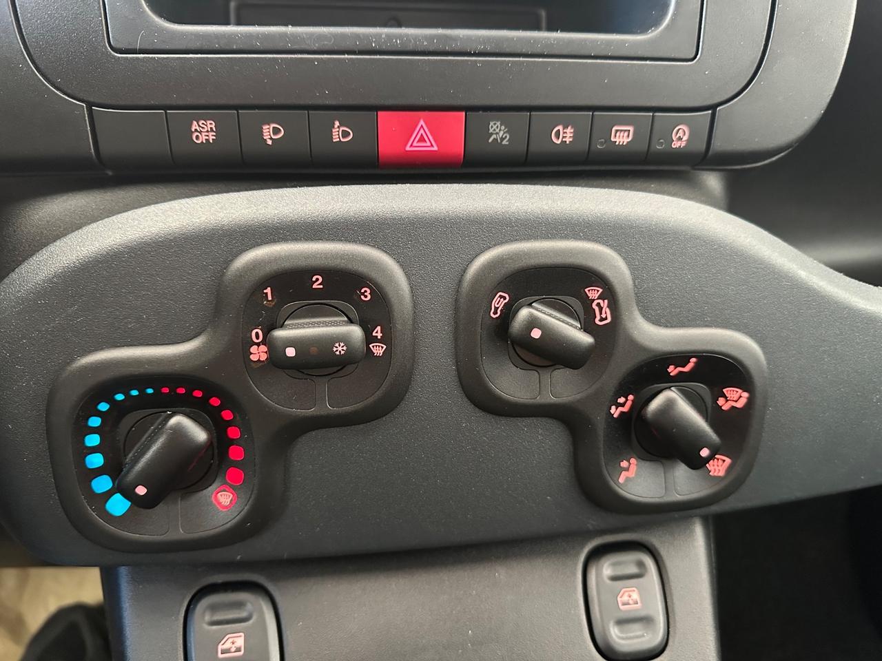 Fiat Panda 1.0 FireFly S&S Hybrid Pandina