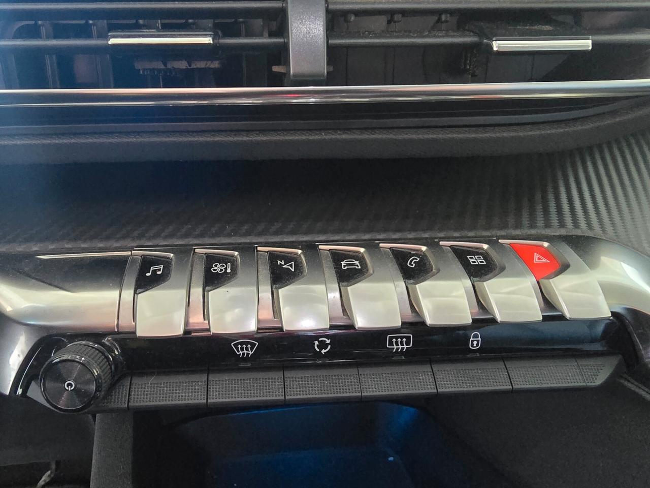 Peugeot 3008 BlueHDi 130 S&S Allure