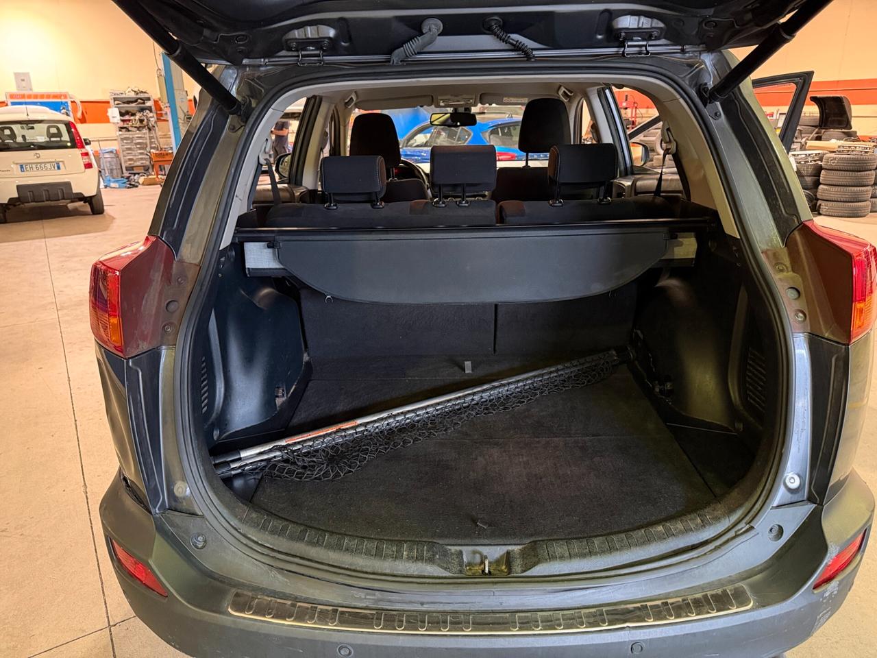 Toyota RAV 4 RAV4 2.2 D-4D 4WD Lounge