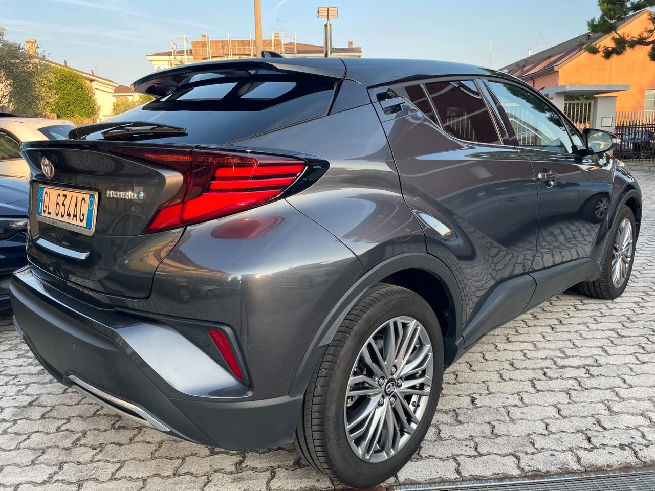 Toyota C-HR 2.0h luxury e-cvt SUPER FULL OPTIONAL