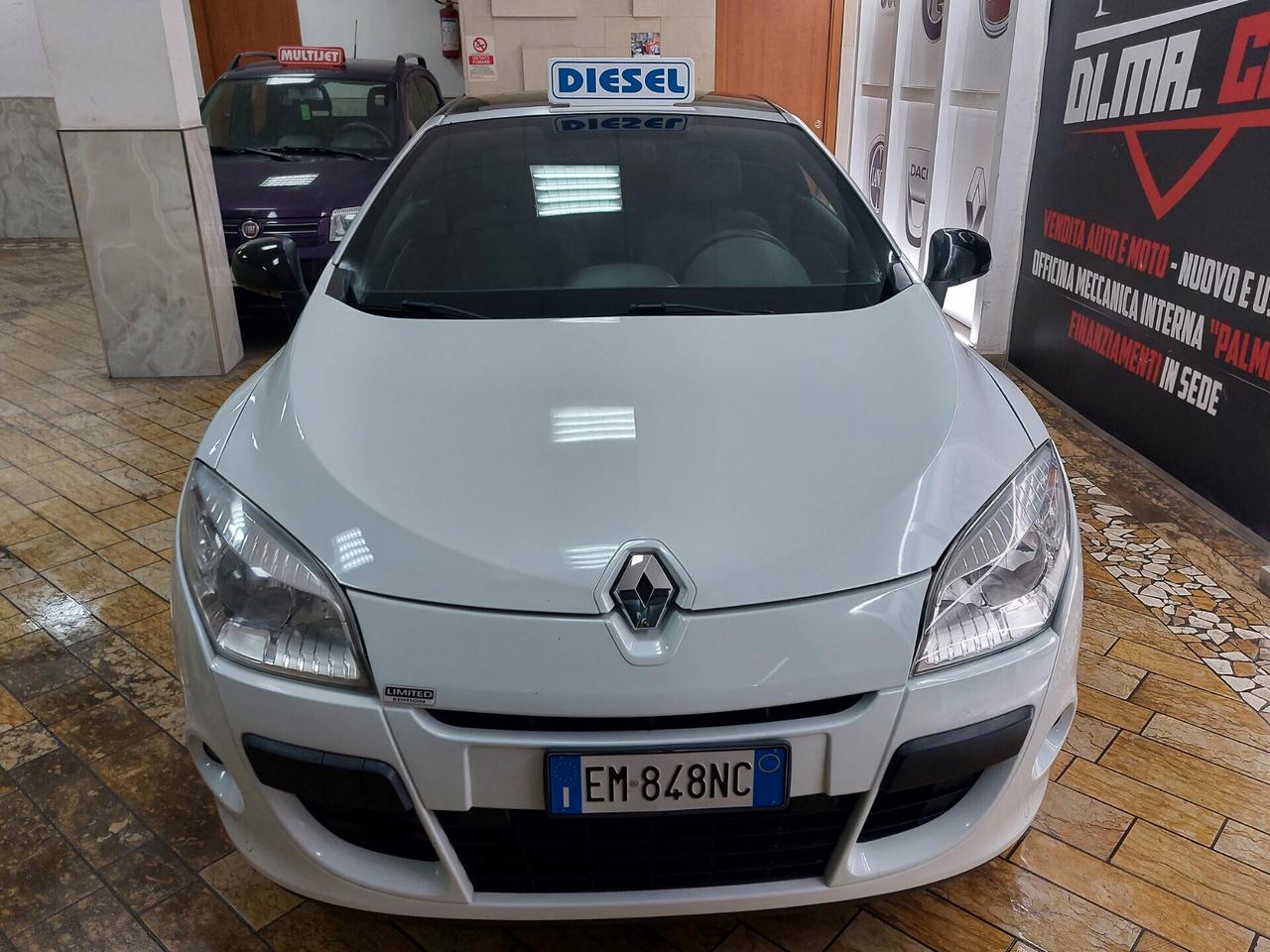 Renault Megane Mégane C-C 1.5 dCi 110CV EDC Wave Edition