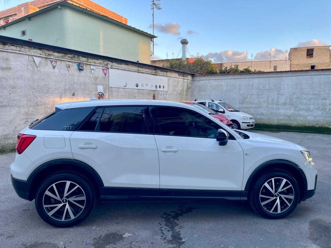 Audi Q2 1.6 TDI S tronic s line Edition Full optional dal nord Italia