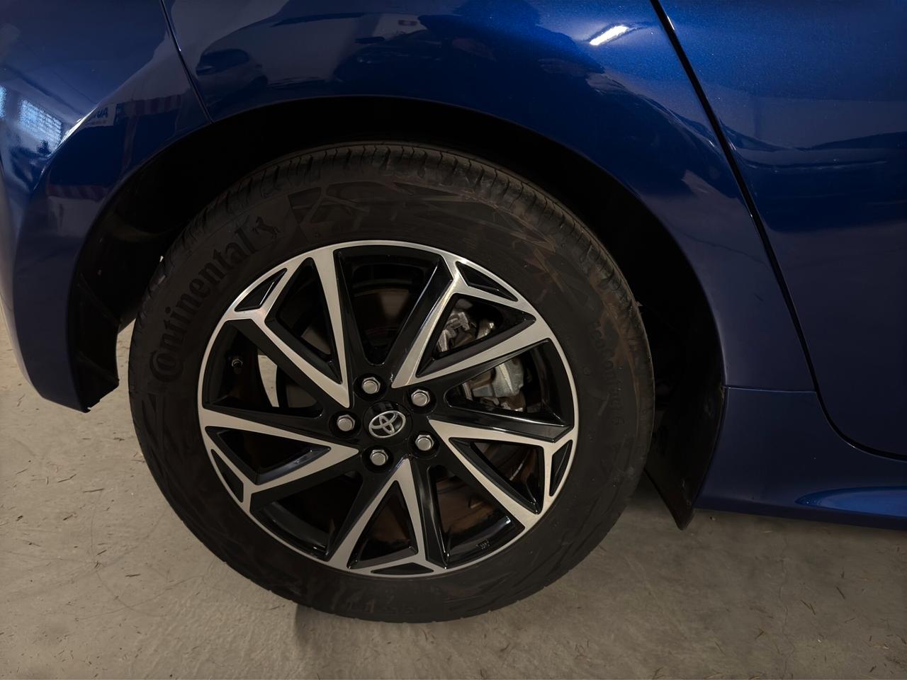 Toyota Yaris 1.5 Hybrid 5 porte Lounge