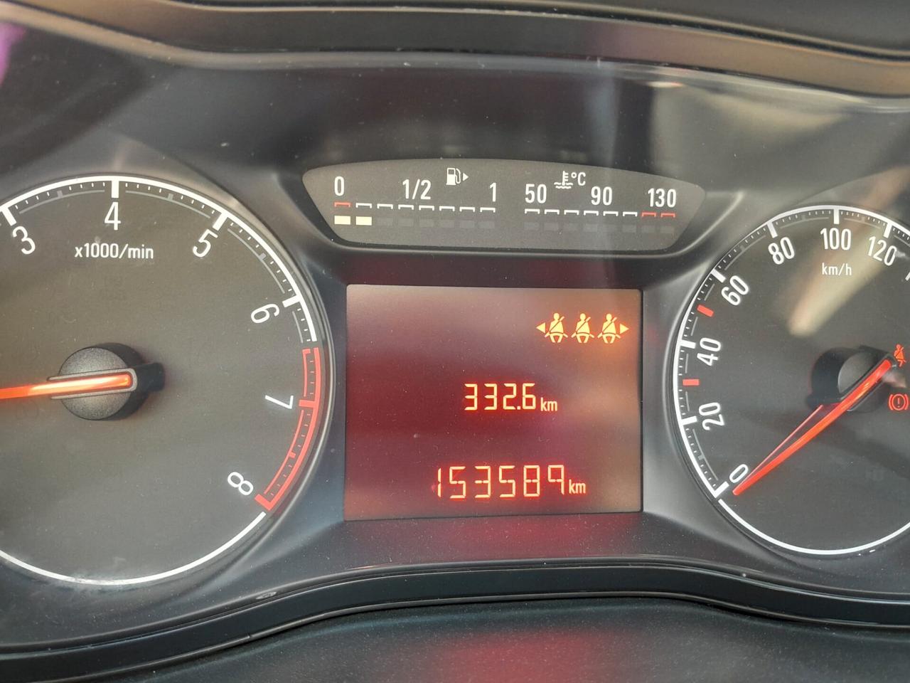 Opel Corsa 1.2 Coupé 120 Anniversary