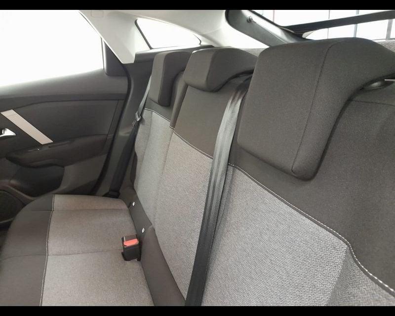 Citroën C4 Hybrid 110 cv Automatico - YOU