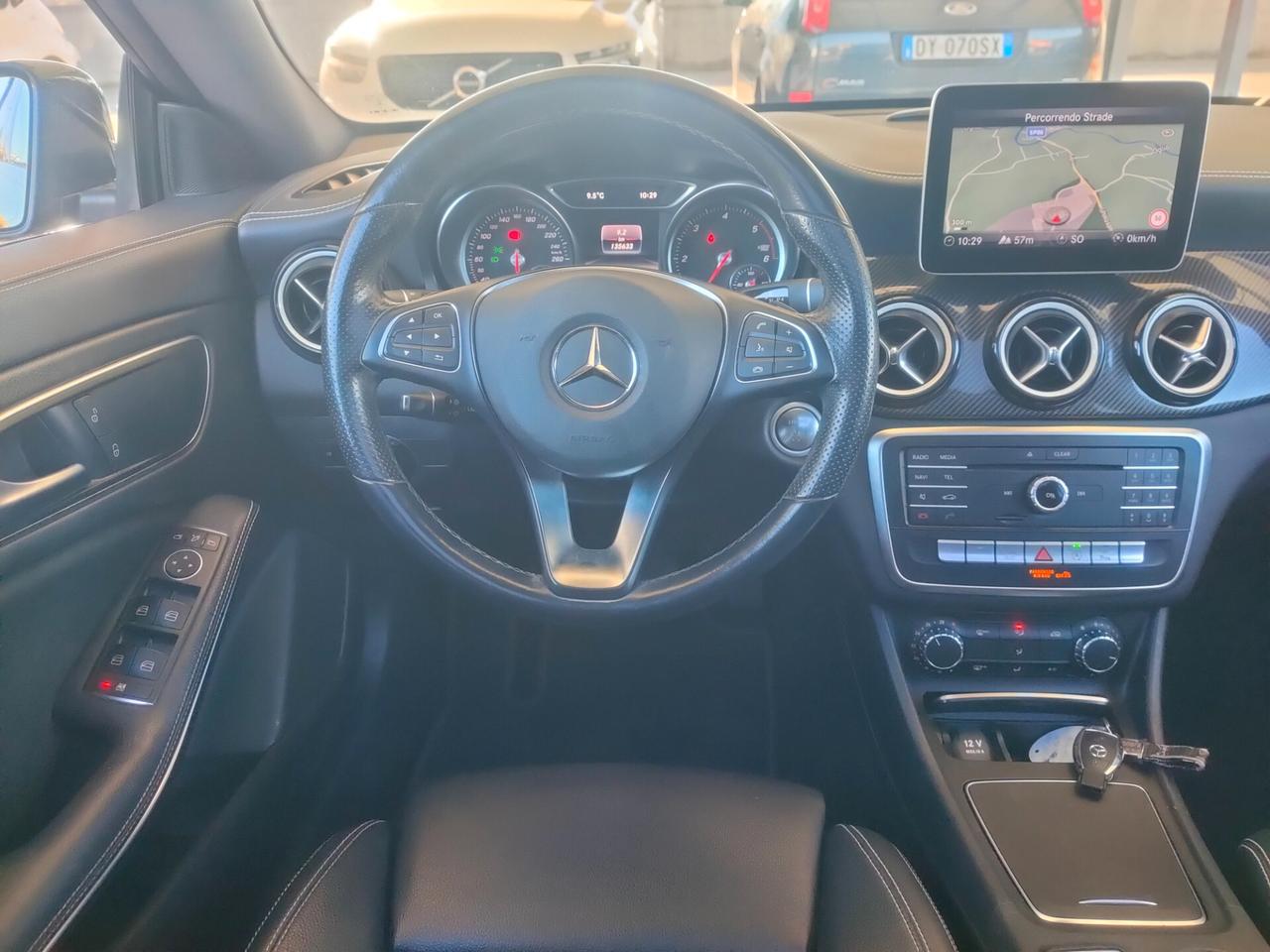 Mercedes-benz CLA 200 D AMG NIGHT EDITION 4Matic Automatico NEOPATENTATI