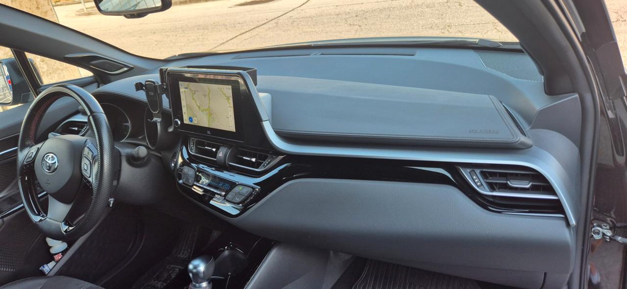 Toyota C-HR 2.0 Hybrid E-CVT GR Sport