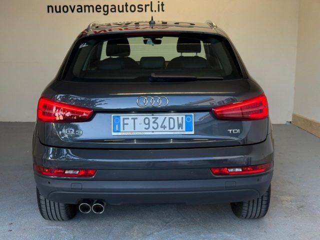 AUDI Q3 2.0 TDI 120 CV Business