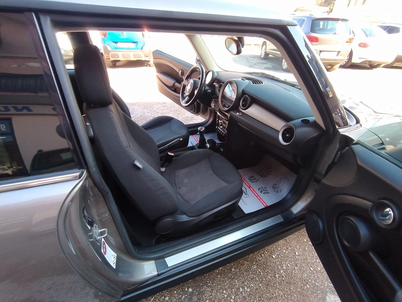 Mini 1.6 16V One (55kW) Neopatentati