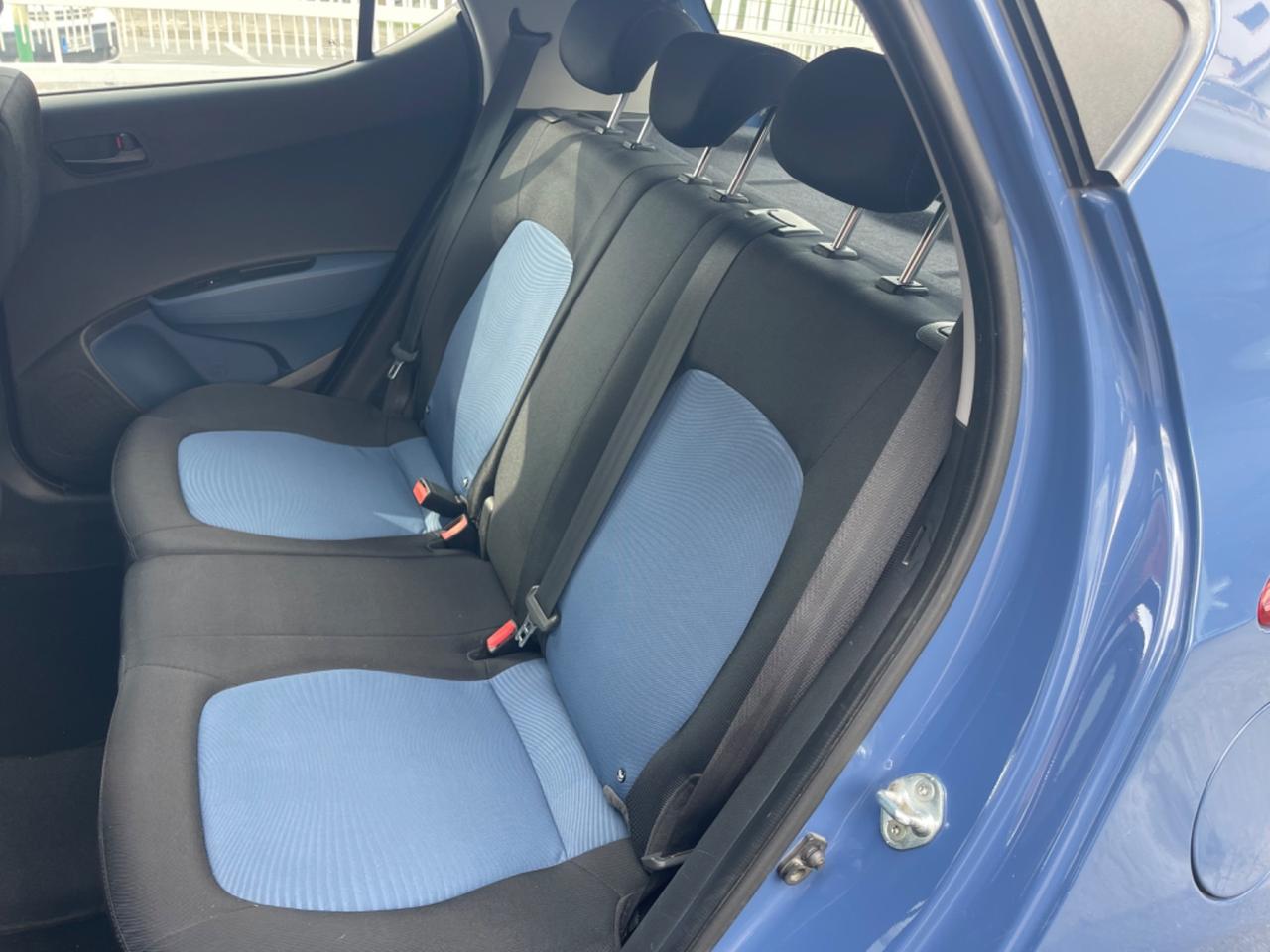 Hyundai i10 1.0 MPI Login FULL OPTIONAL