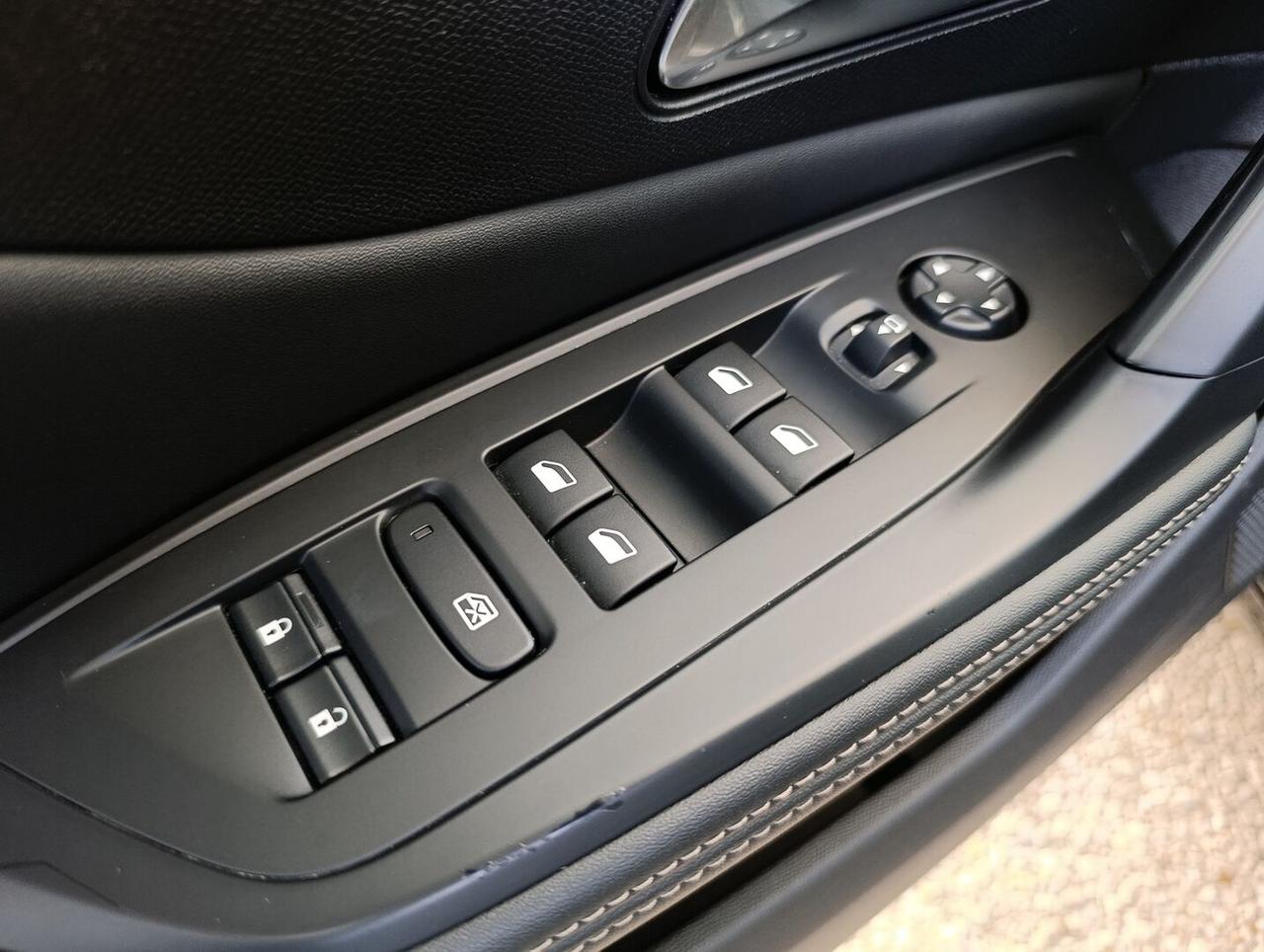 Peugeot 308 SW 1.5 bluehdi GT Black Edition s&s 130cv