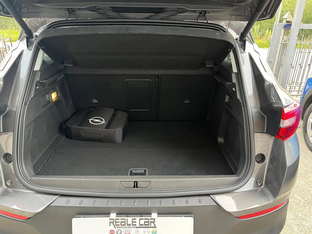 Opel Grandland X 1.6 Hybrid4 Plug-in 200CV aut. AWD