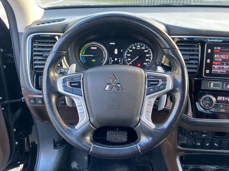 Mitsubishi Outlander PHEV 2.0 PHEV 4WD AUTO INSTYLE PLUS SDA