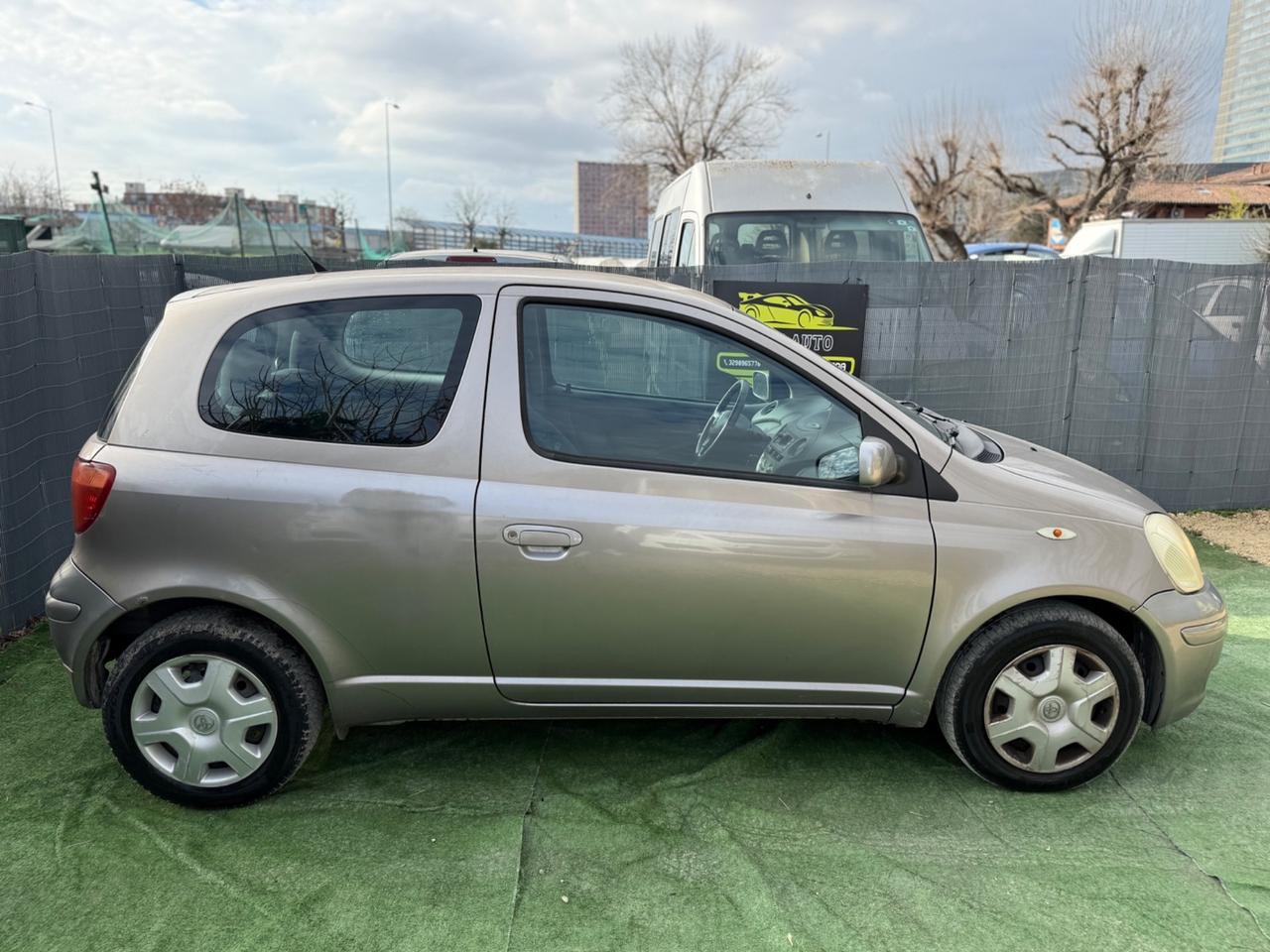 Toyota YARIS 1.0 BENZINA NEOPATENTATI