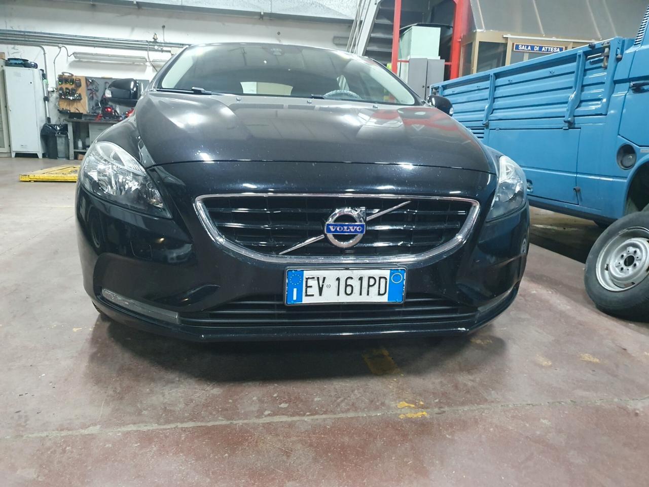 vendesi Volvo V40 D2 1.6