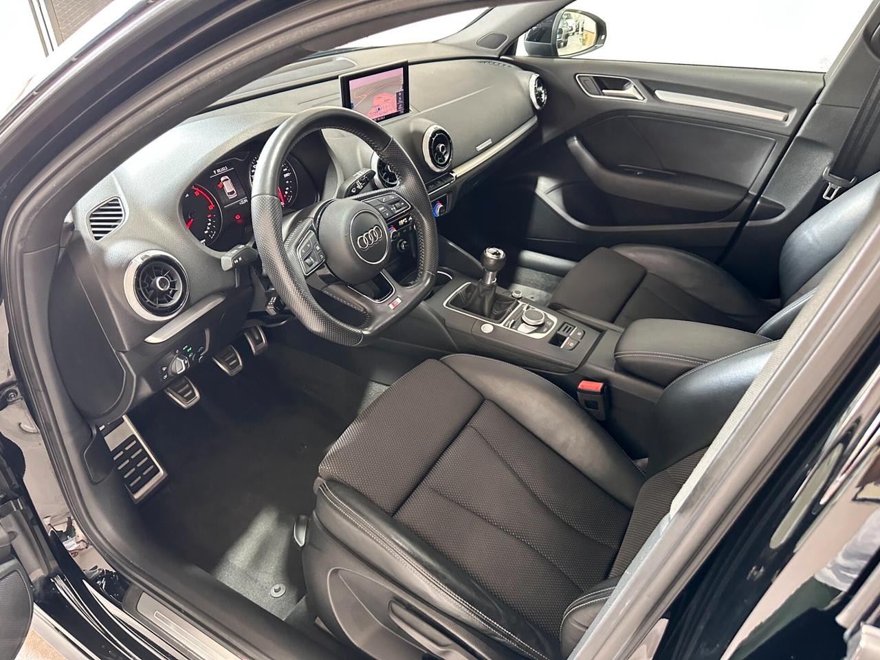 Audi A3 2.0 TDI S LINE - MANUALE - DA VETRINA - FULL