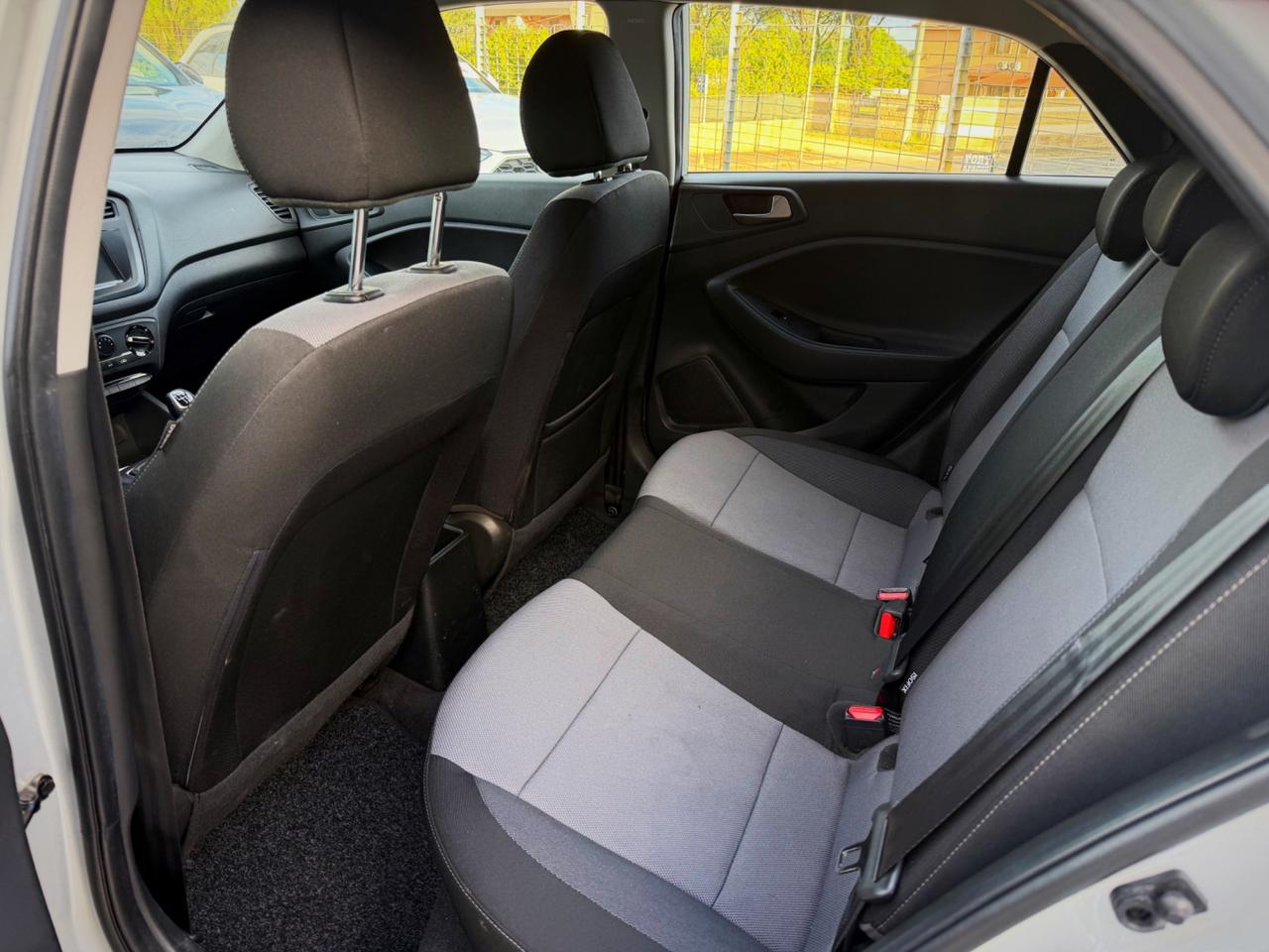 Hyundai i20 1.4 CRDi 5 porte Comfort Garanzia 12 Mesi