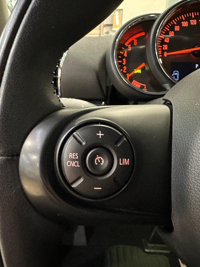 MINI Clubman 1.5 One D Business Auto - LED - 17" -Carplay - IVA