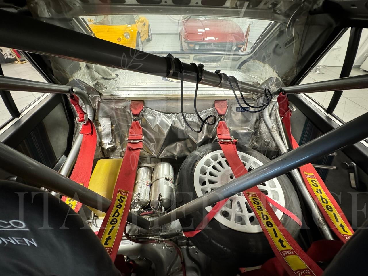 Lancia Delta 16V Gr.A Martini