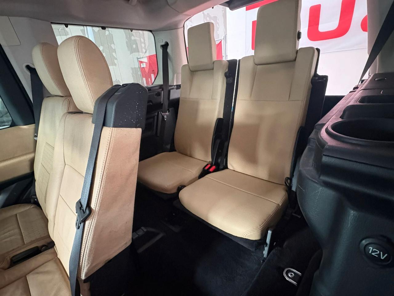 LAND ROVER DISCOVERY 3 POSTI 7 Con 4X4 RUOTE MOTRICI CAMBIO AUT. DIESEL 2700 CV 190 Km 155.328 Certificati