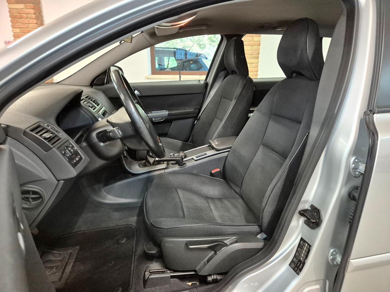 Volvo V50 D2 POLAR