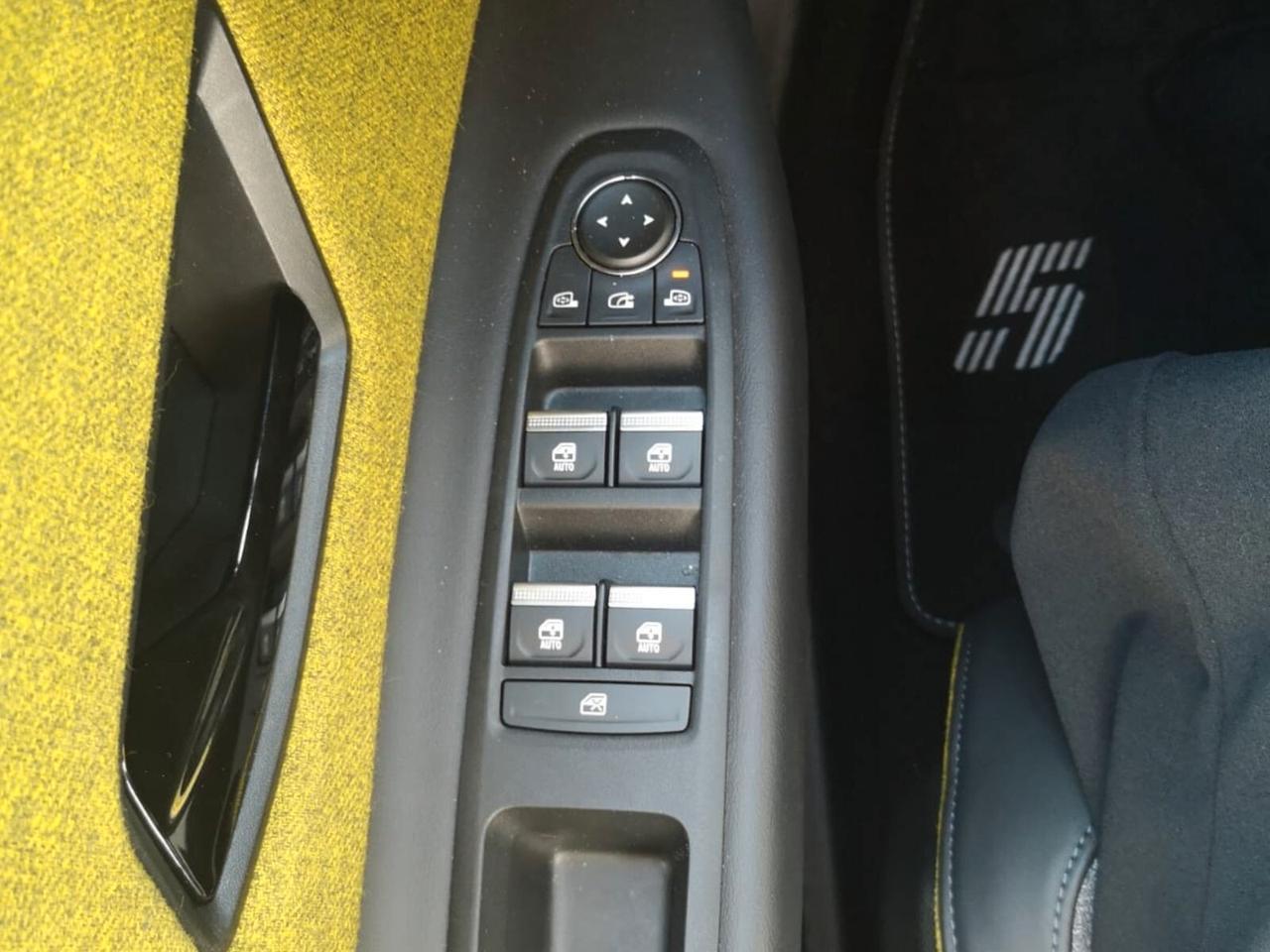 Renault 5 E-Tech Electric 150 CV Comfort Range Iconic Cinq