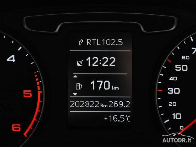 AUDI Q3 2.0 TDI quattro, Navi, Tetto panorama, Retrocamera