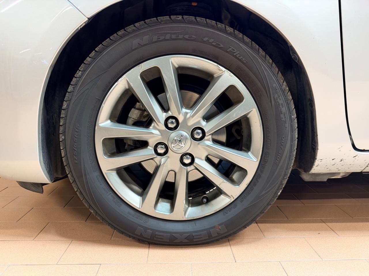 Toyota Yaris 1.4 D-4D 90cv Neopatentati