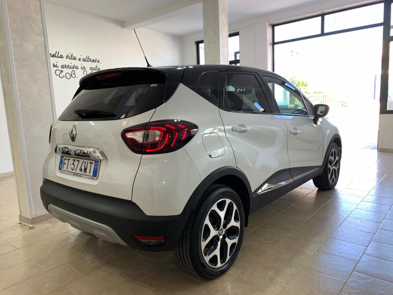 Renault Captur dCi 8V 90 CV EDC Sport Edition
