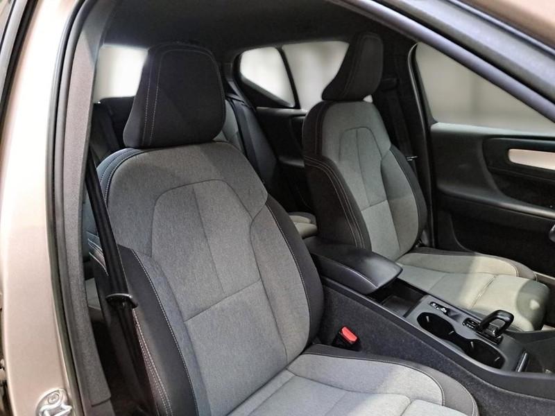 VOLVO XC40 T4 Recharge Plug-in auto Core