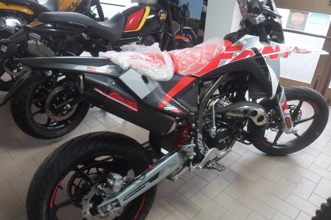 Fantic Motor XM 50 MOTARD PERFORMANCE