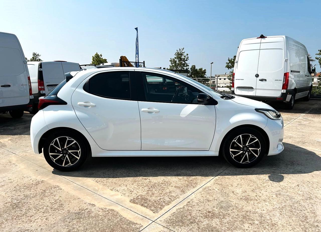 Toyota Yaris 1.5 Hybrid 5 porte Lounge