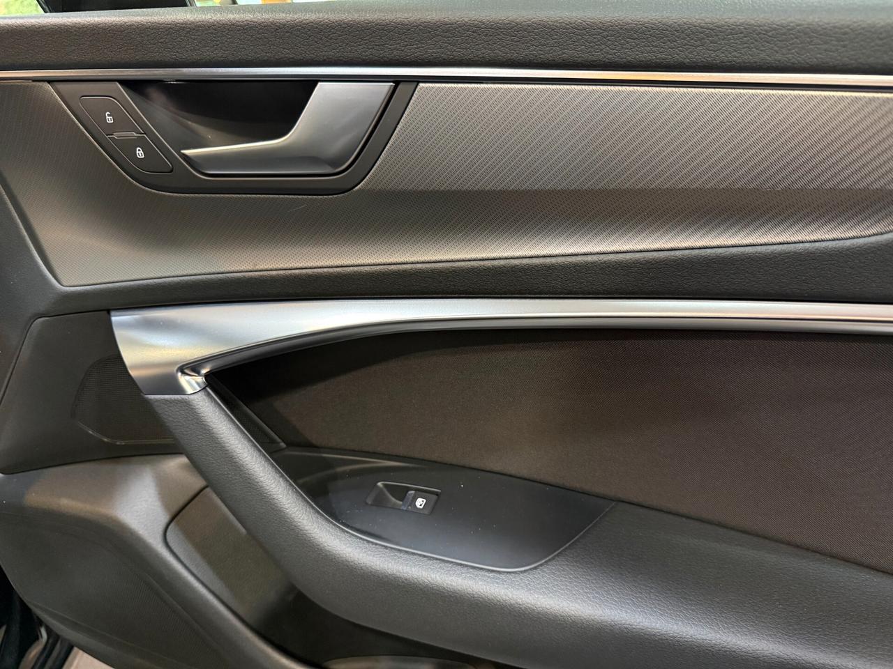 Audi A6 Avant 40 2.0 TDI S tronic Business Design