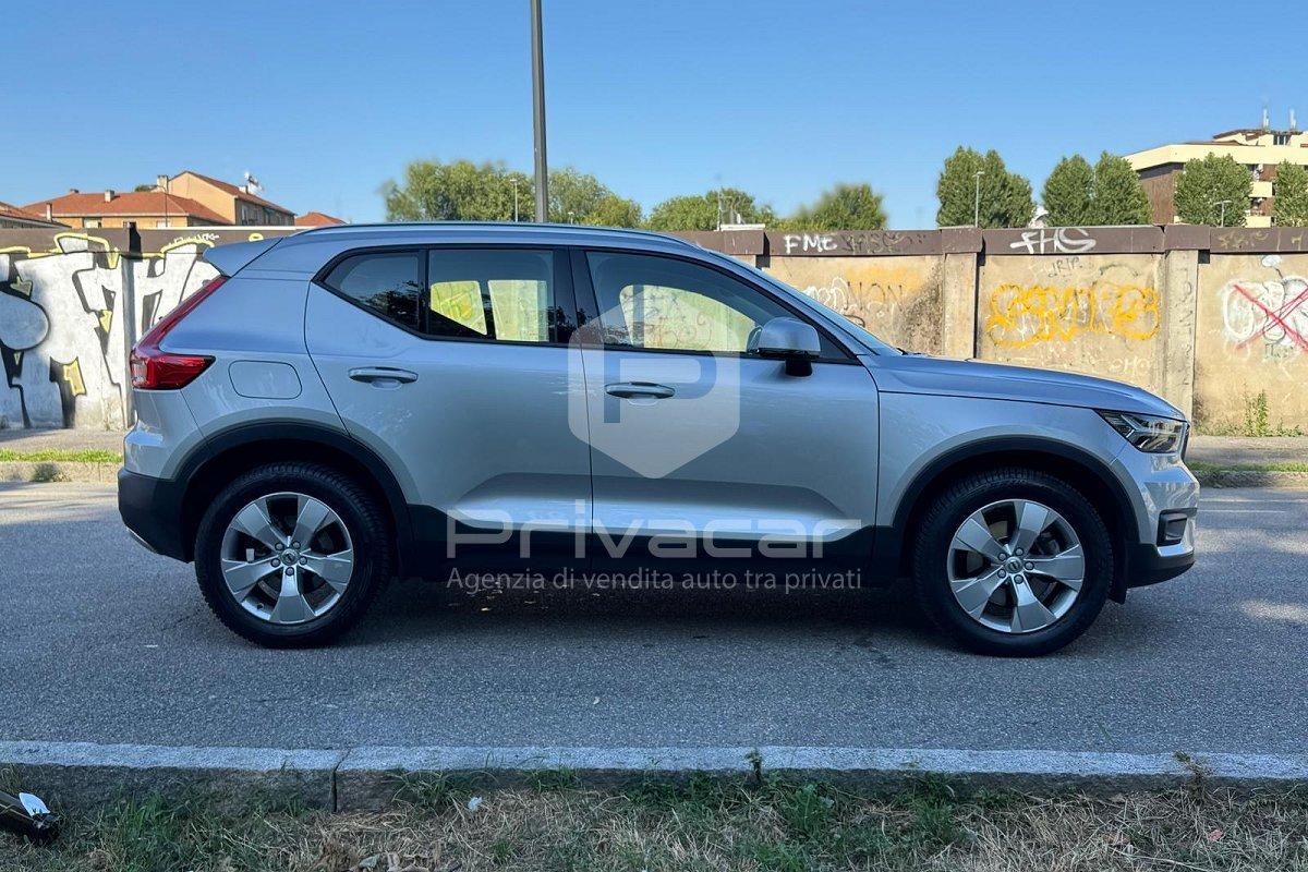 VOLVO XC40 D3 Momentum