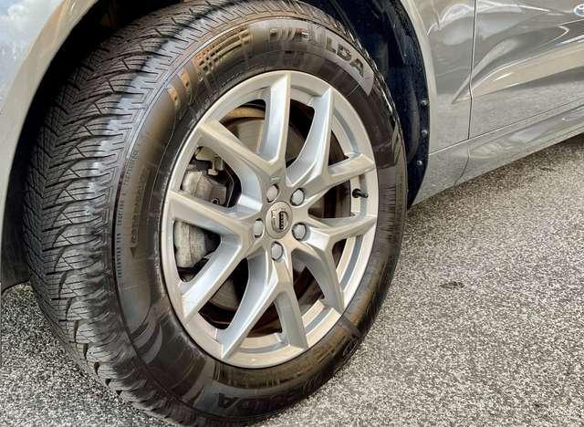 Volvo XC60 b4 Momentum AWD PREZZOREALE\KMCERTIFICATI\IVAESPOS