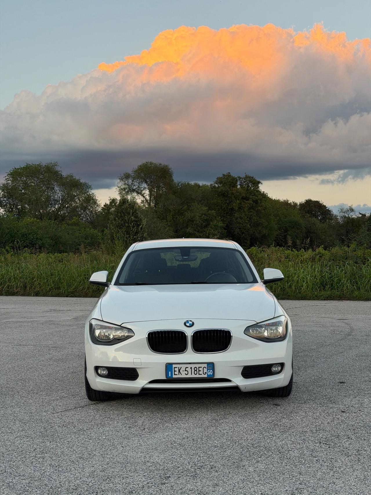 Bmw 116 116i 5p. Urban