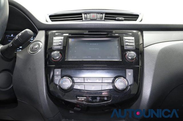 NISSAN Qashqai 1.2 DIG-T N-CONNECTA NEOPATENTATI TETTO PANORAMA